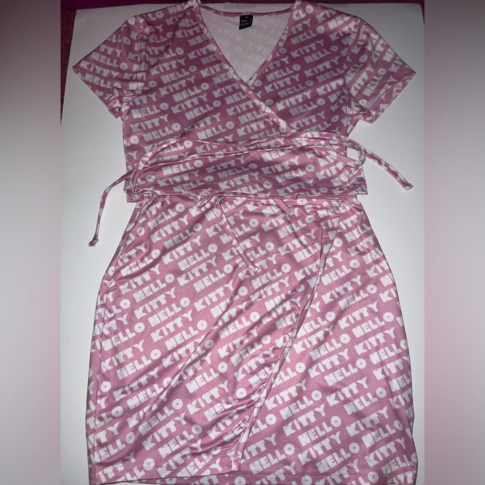 pink hello kitty set from shein size xs